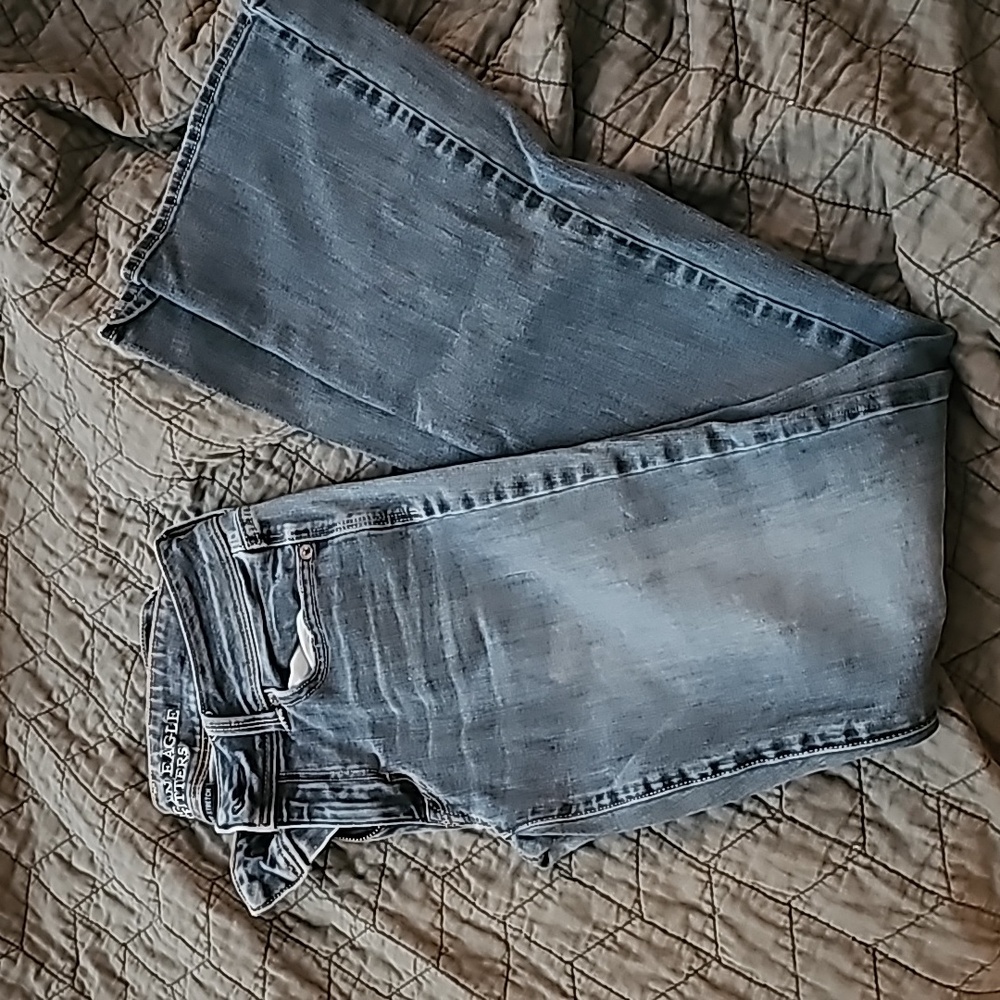 Women's boot leg jeans